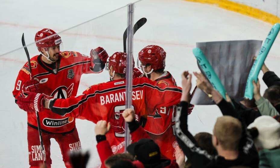    «Автомобилист» отпраздновал волевую победу над «Металлургом». Фото: Сайт ХК «Автомобилист»