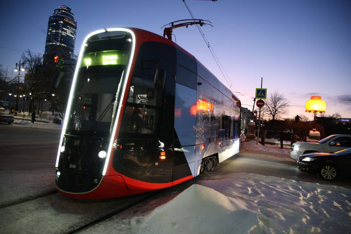 Трамвай модели 71-233А от «Синара – Транспортные Машины» (СТМ) в Екатеринбурге. Источник: Группа Синара