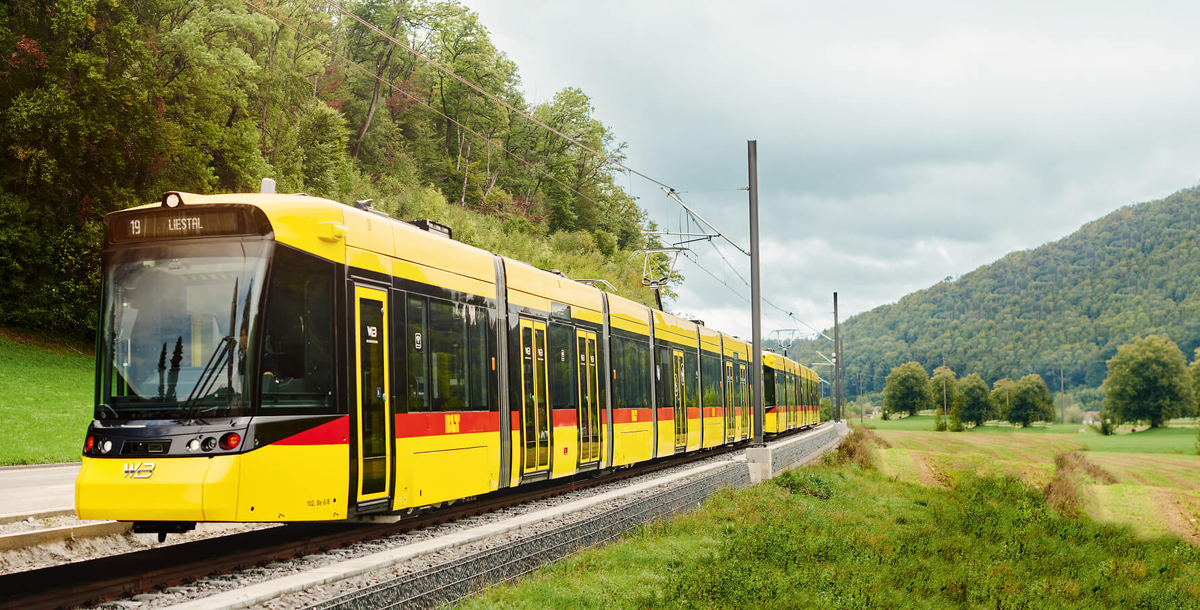 Трамвай-поезд Tramlink от Stadler на узкоколейной железной дороге Waldenburgerbahn. Источник: Stadler