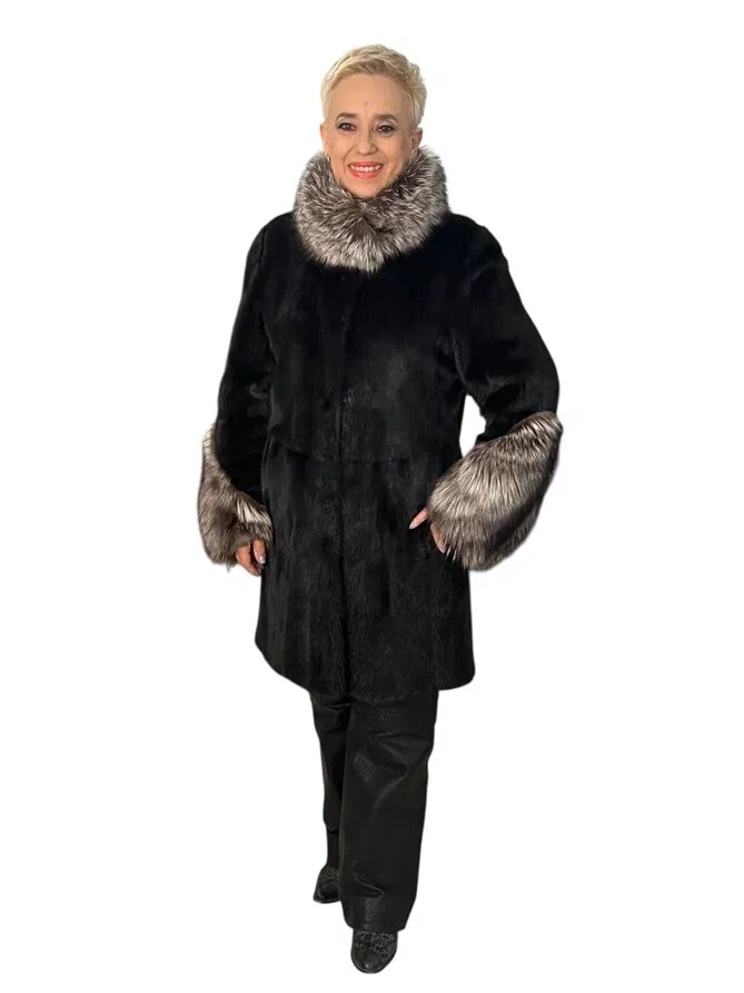 Реконструкция пальто из меха норки. Ателье Ирины Берзиной.