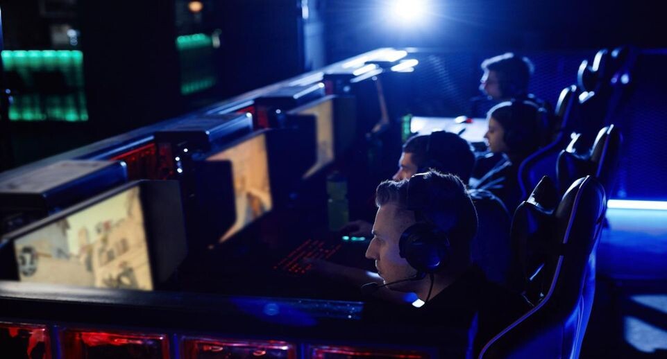    istockphoto.com/SeventyFour