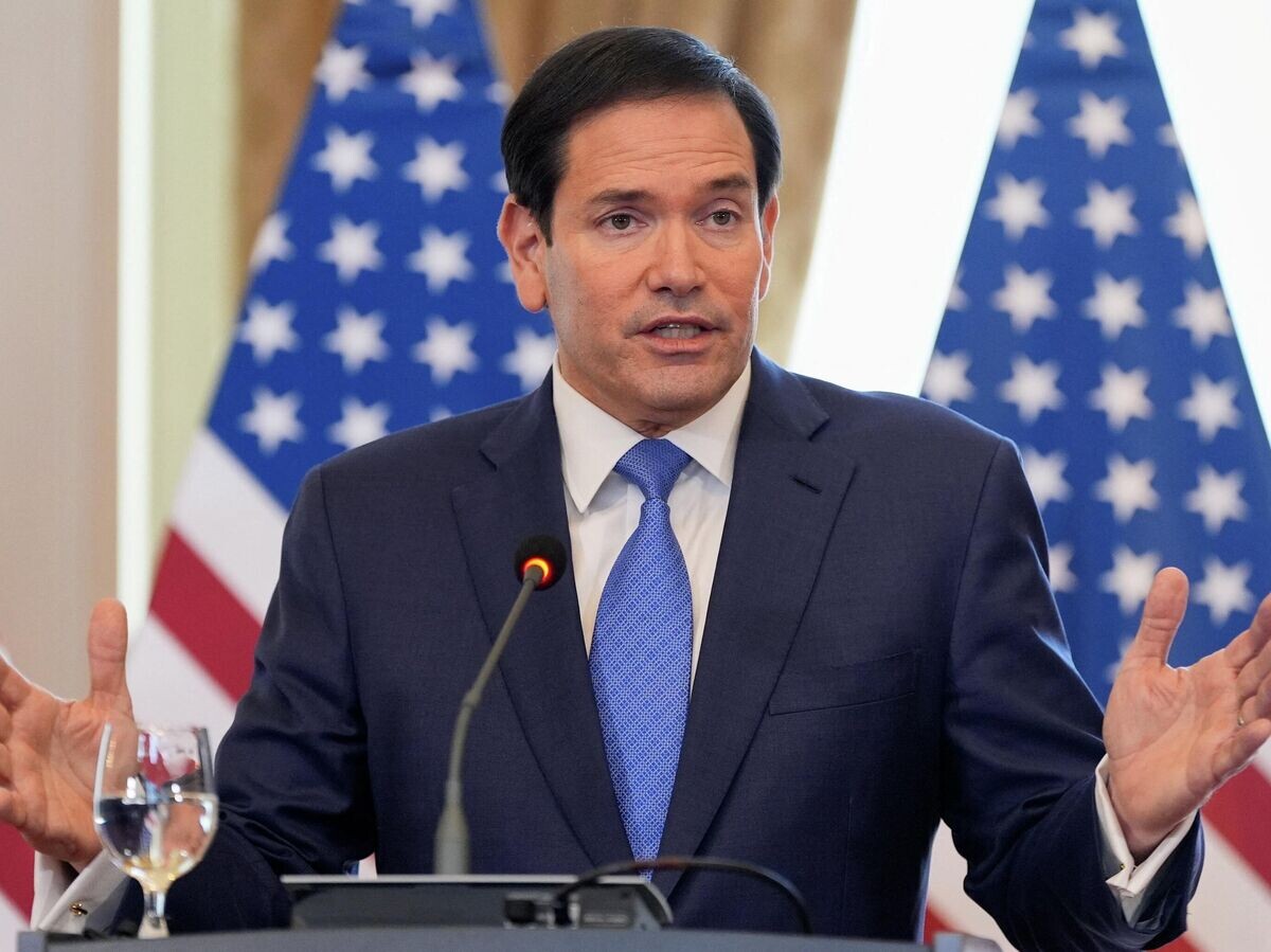    Госсекретарь США Марко Рубио во время совместной пресс-конференции с премьер-министром Словакии Робертом Фицо в Братиславе | © REUTERS / Alex Brandon