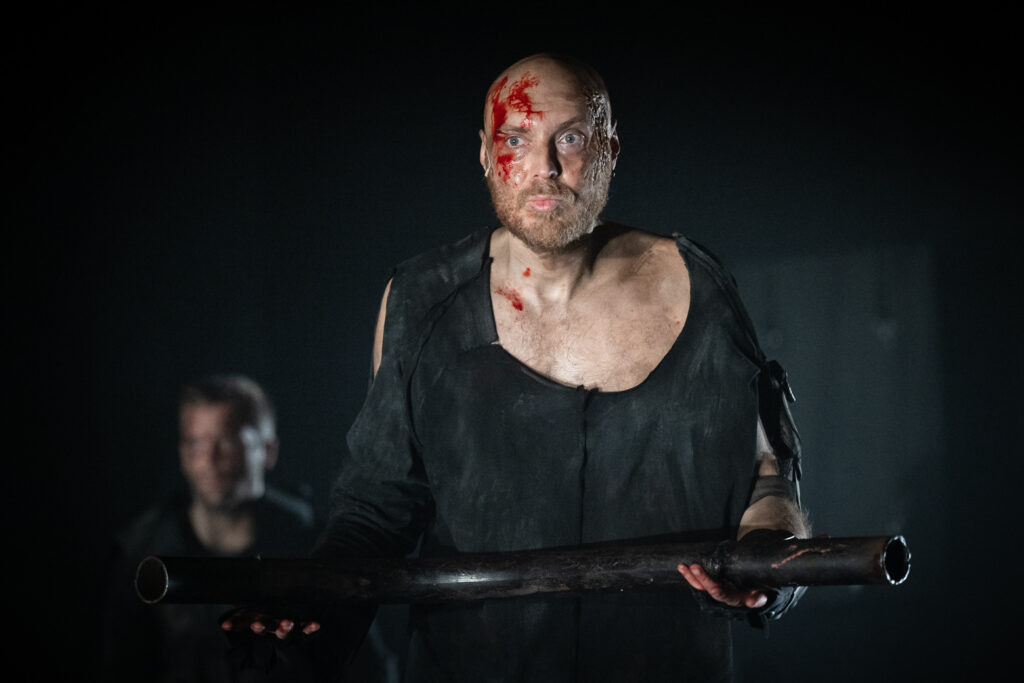    Спектакль «Макбет», Театр Наций. Фотограф Алексей Молчановский Источник фото: Театр To Go