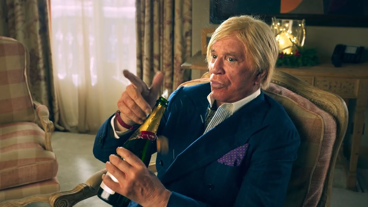 Кадр из «Дворца»