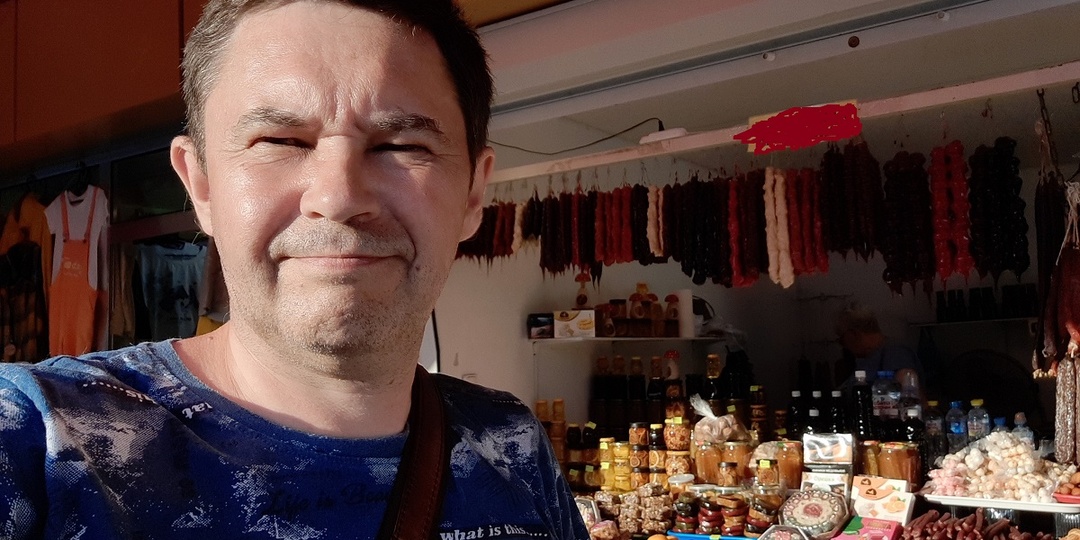 Какие деньги взять в Узбекистан, и как решить вопрос с интернетом