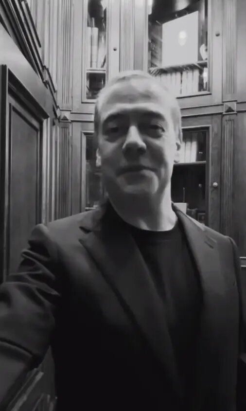   Дмитрий Медведев. Фото: кадр видео из канала Дмитрия Медведева в Max