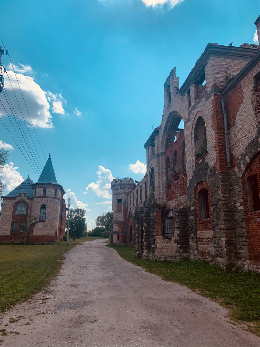 Часть конного двора