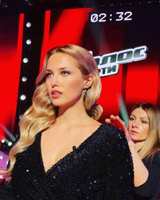 Аглая Шиловская на шоу «Голос».