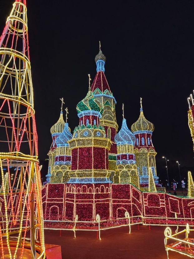 Инсталляция, по которой можно ходить