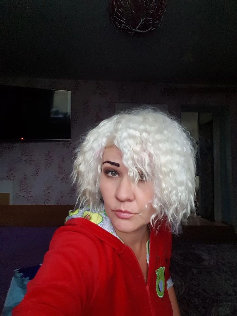 Это не тотал блонд, а козий мех, прикалываюсь