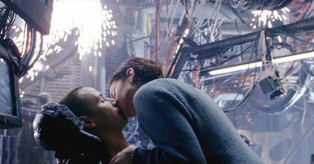 Тайные "Коды"-смыслы о любви в фильме "Матрица".