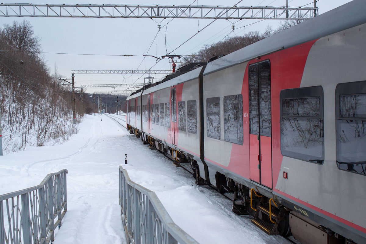 У станции Старосемейкино