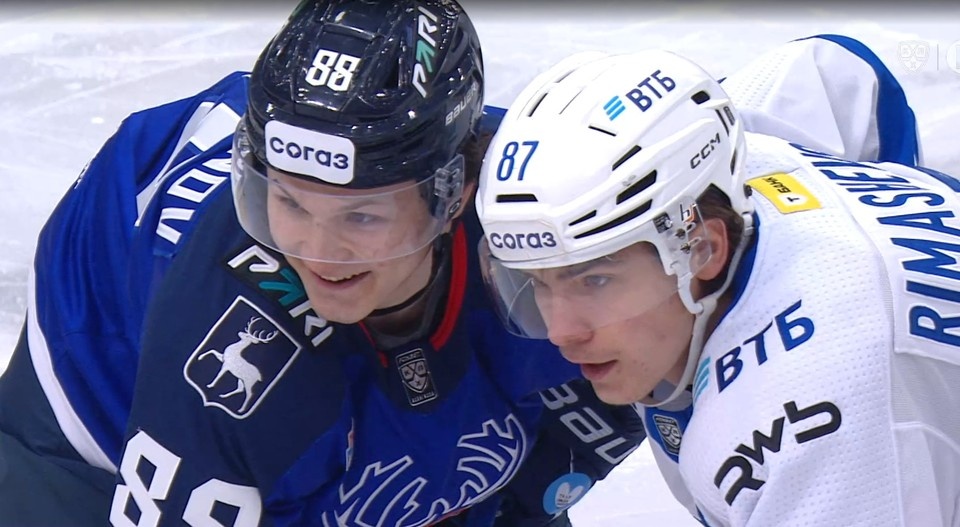    Динамо обыграло Торпедо со счётом 4:2 в Нижнем Новгороде. Сайт КХЛ