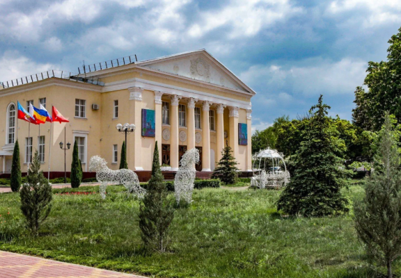    Фото предоставлено администрацией Октябрьского района Марина Ецкова