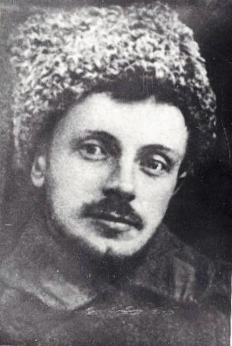 Анс Эрнестович Дауман (26 ноября 1885, Дрейлиньская волость, Лифляндская губерния — 1 августа 1920, Брестская область) — участник Гражданской и советско-польской войн, дважды кавалер ордена Красного Знамени (1920, 1921)