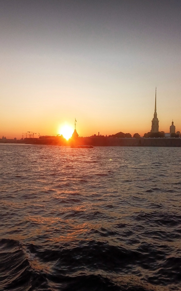 Нева. Санкт-Петербург