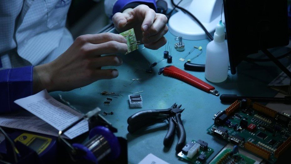    В Петербурге больше всего на удалёнке платят инженерам Автор фото: Ваганов Антон/"ДП"