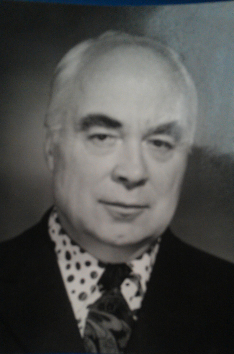 Доктор физико-математических наук Виктор Михайлович Панферов (фото из Википедии)