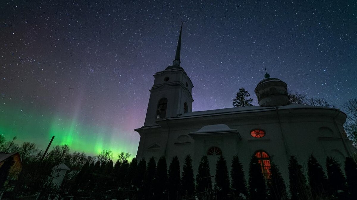 Северное сияние
Фото: Пётр Митрофанов