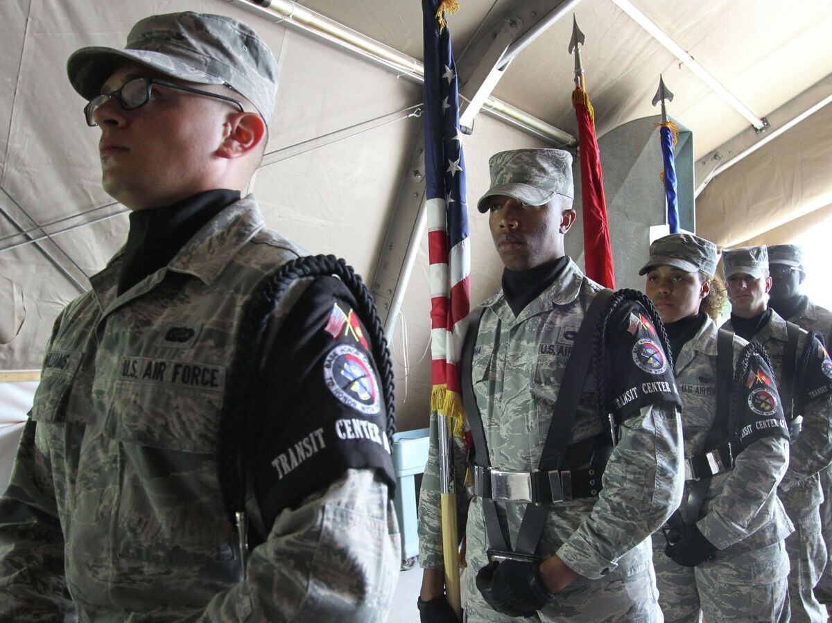    Закрытие авиабазы США в Киргизии© РИА Новости . Владимир Пирогов