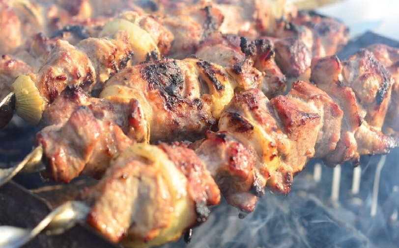 Почему мясо надо солить на ночь. Осмос и потеря влаги