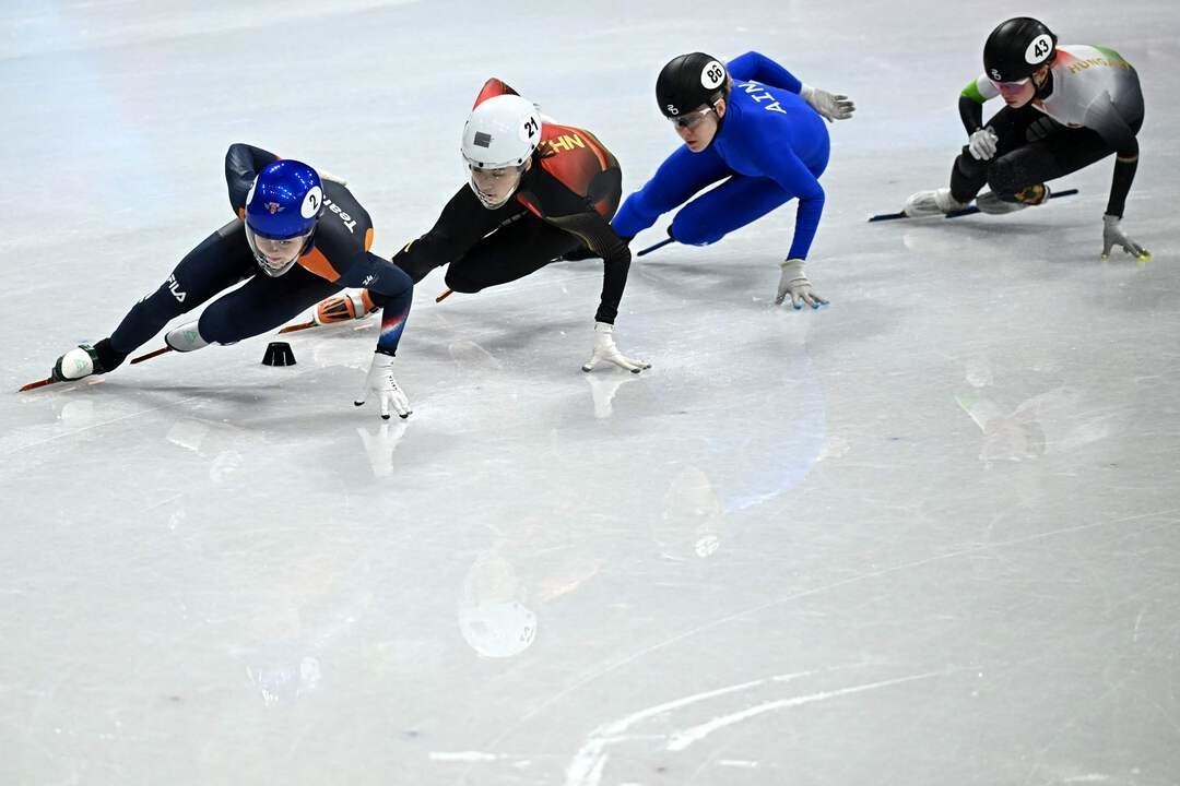    Алена Крылова (в синем). AFP
