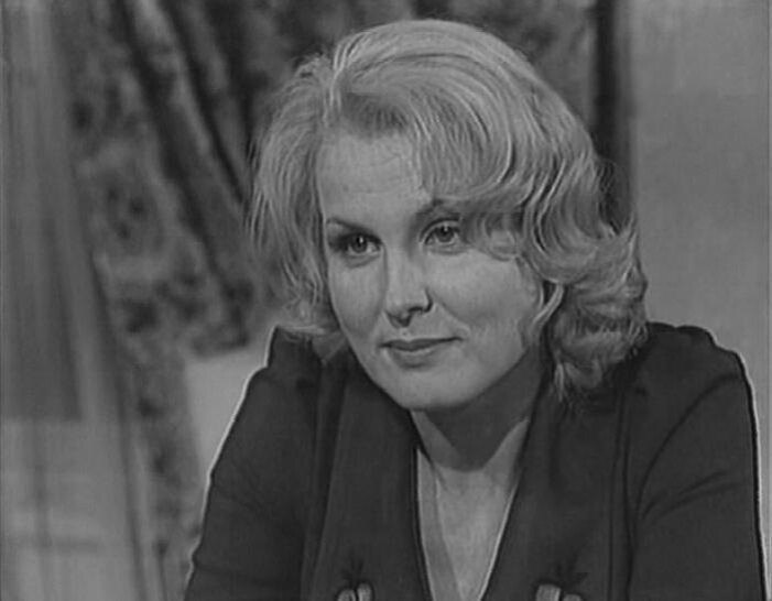 Обложка © Кадр из фильма «В одном микрорайоне» (1976), режиссёр Всеволод Шиловский, сценарист Михаил Анчаров / Kinopoisk