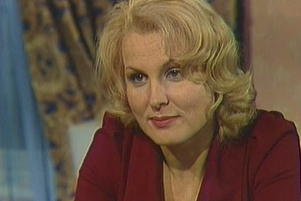    Фото: кадр из фильма "В одном микрорайоне" (1976)