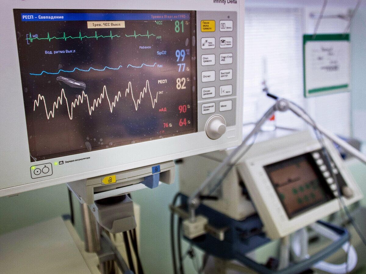    Монитор с жизненными показателями больного | © РИА Новости / Евгений Самарин