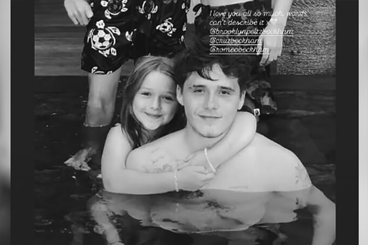    Фото: _harperbeckham / Instagram (владелец компания Meta признана в России экстремистской и запрещена)