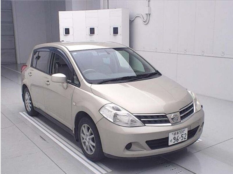 Фото с аукциона, листайте.