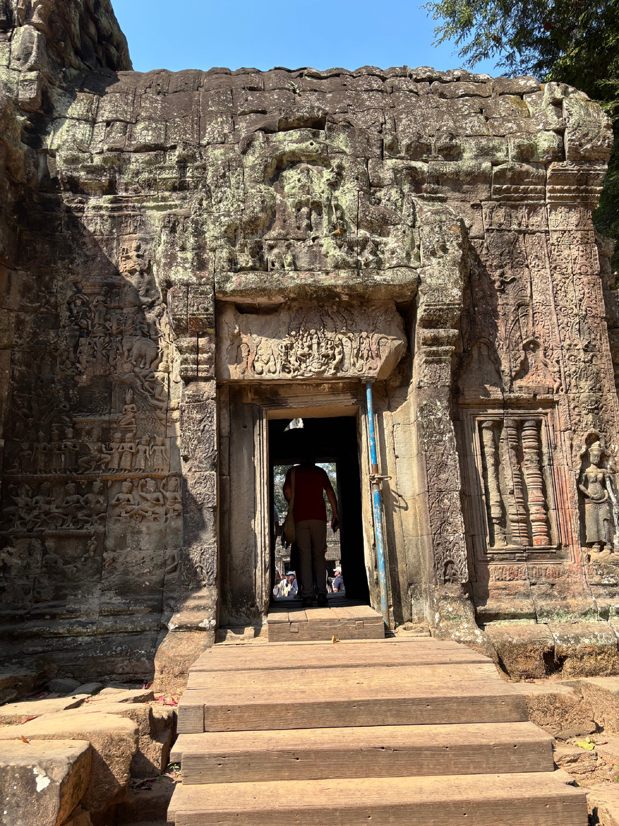 Храм Та Пром — часть храмового комплекса Ангкор