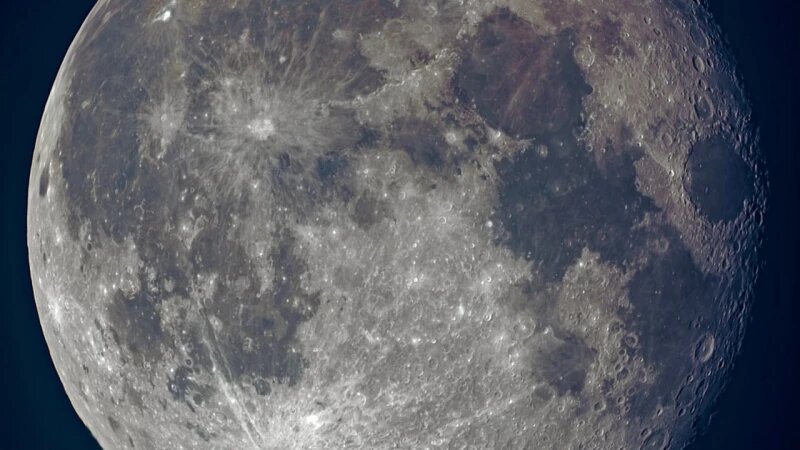     Луна на Алтае. Роман и Татьяна Воробьевы