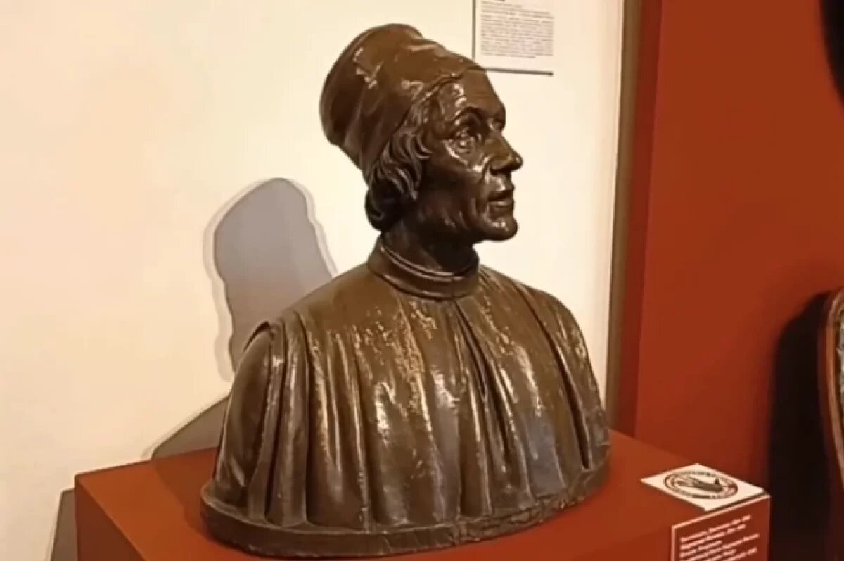    В Омском музее Врубеля спустя век нашли авторов трёх загадочных экспонатов