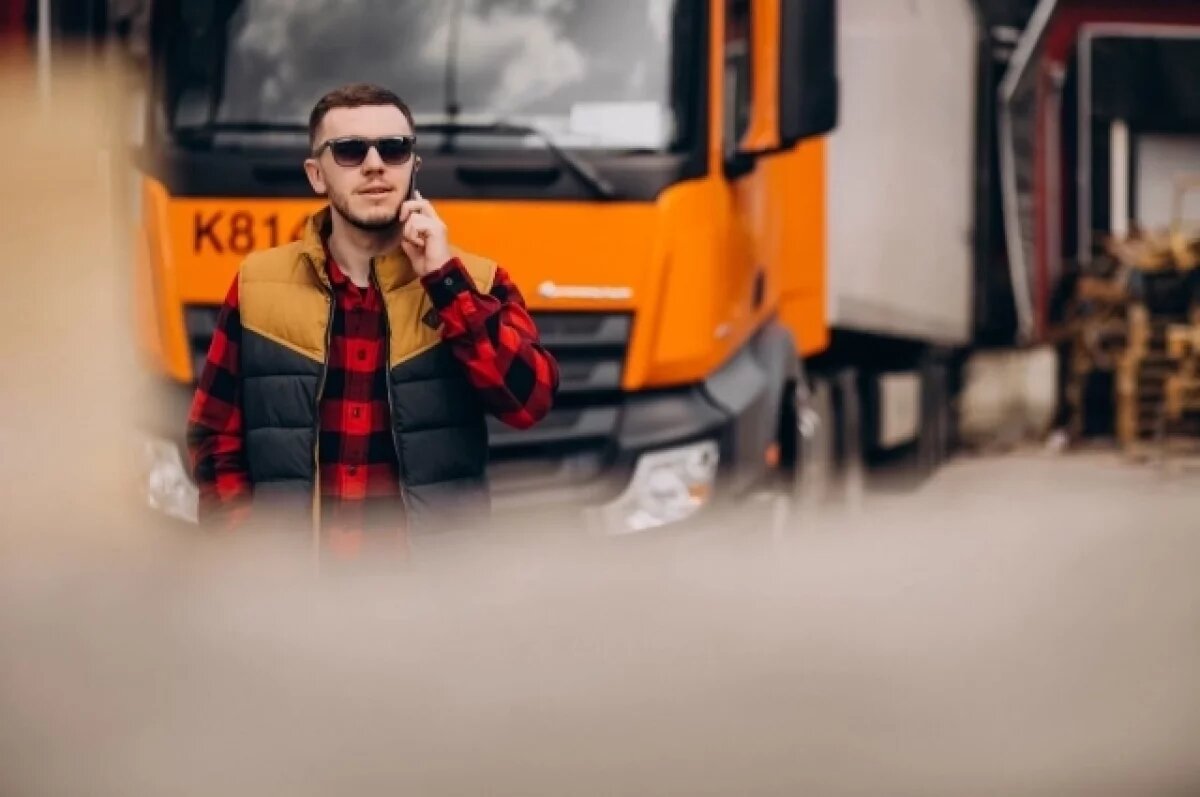    Суд обязал экс-директора «Стройсистемы» отдать технику и документы