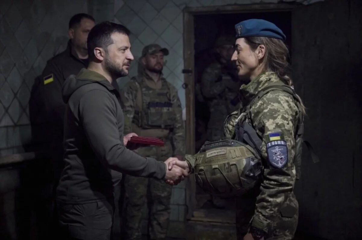    Иванников ответил, почему Зеленский отправляет женщин из ВСУ на убой