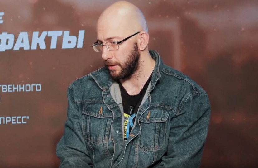     Николай Меркулов, реставратор Государственного исторического музея Южного Урала. Кадр из программы "Факты и Артефакты".