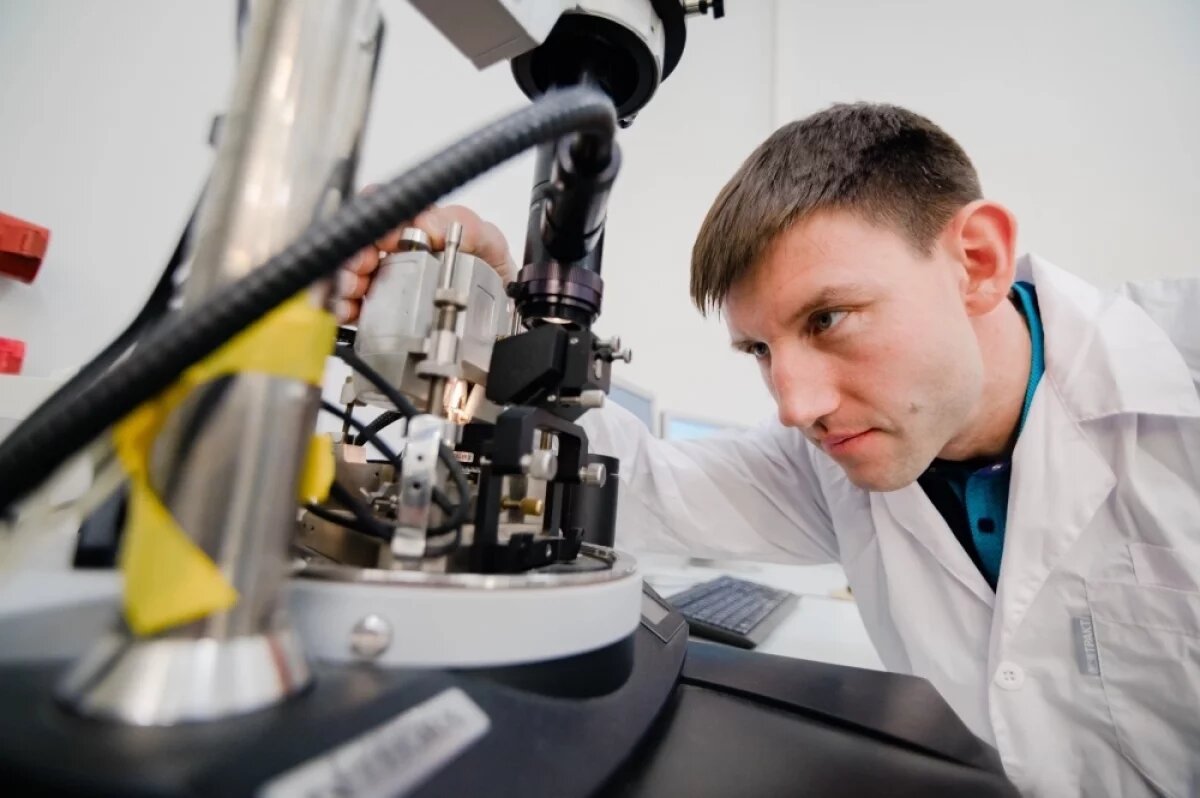    В Приморском крае ученые создали наноматериал для квантовых компьютеров