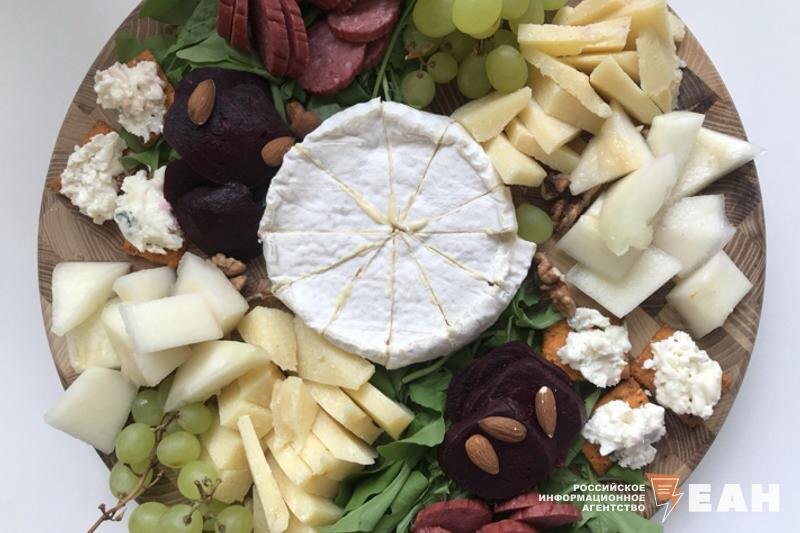    Сыры Татьяны Томас - камамбер и твердые сорта