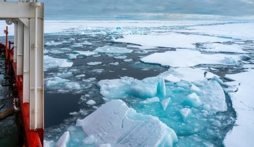 Есть такая профессия – вымораживать. Как чинят корабли в арктических льдах?