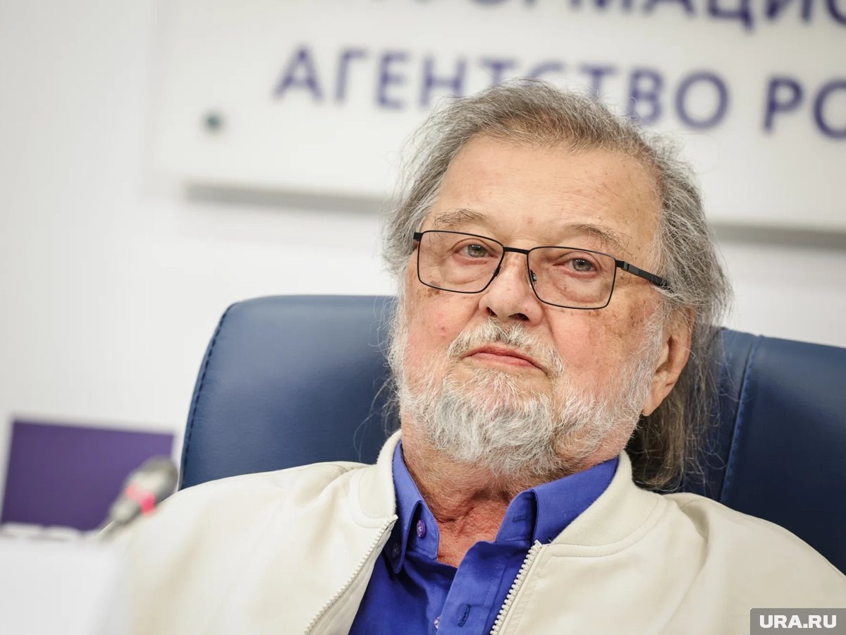     Рыбников заявил, что не получил компенсацию за использование своей песни