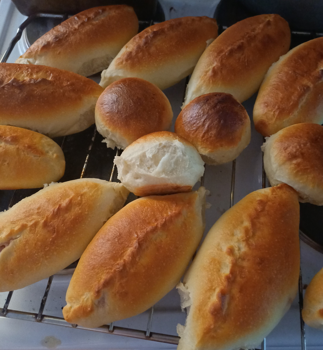 Сдобное тесто на закваске. Мои пирожки