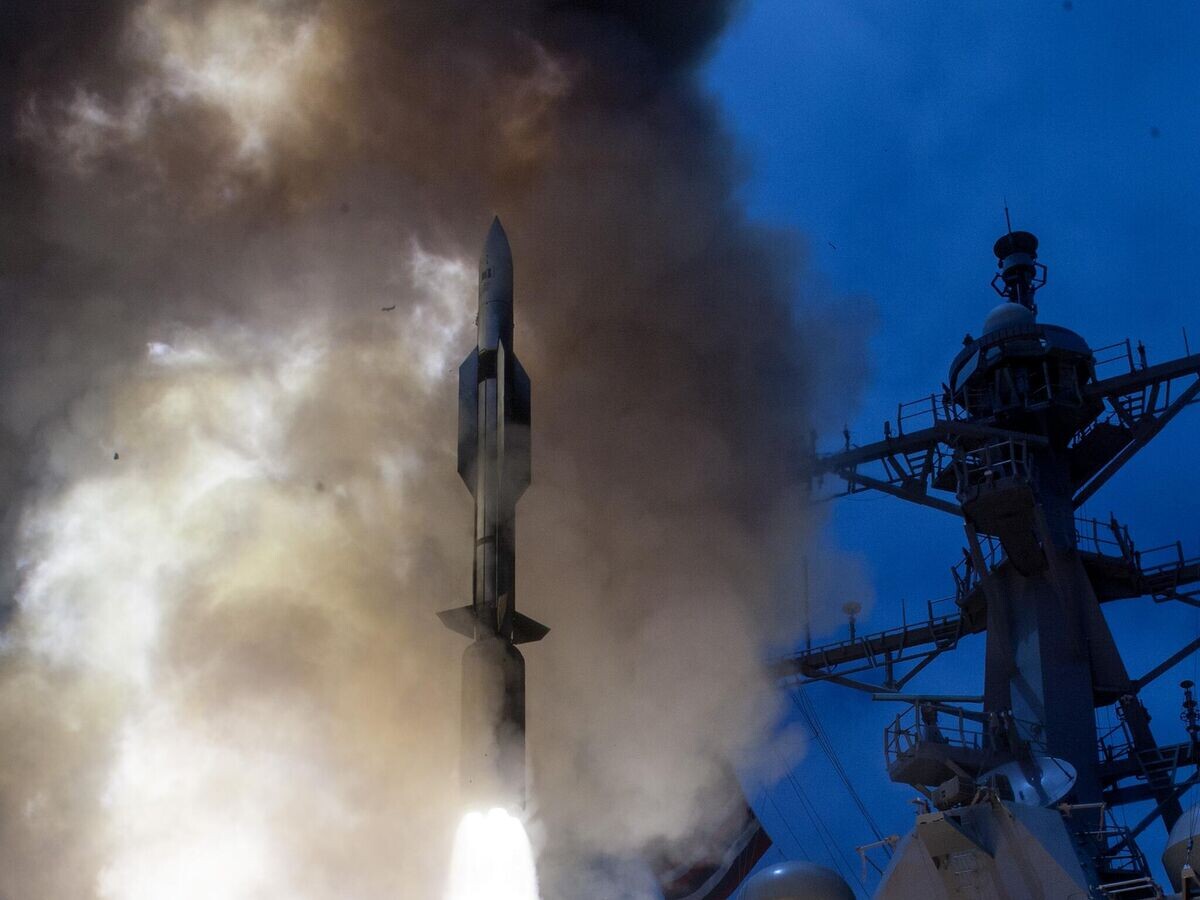    Американская зенитная ракета RIM-174 SM-6 ERAM | © Фото : U.S. Navy photo