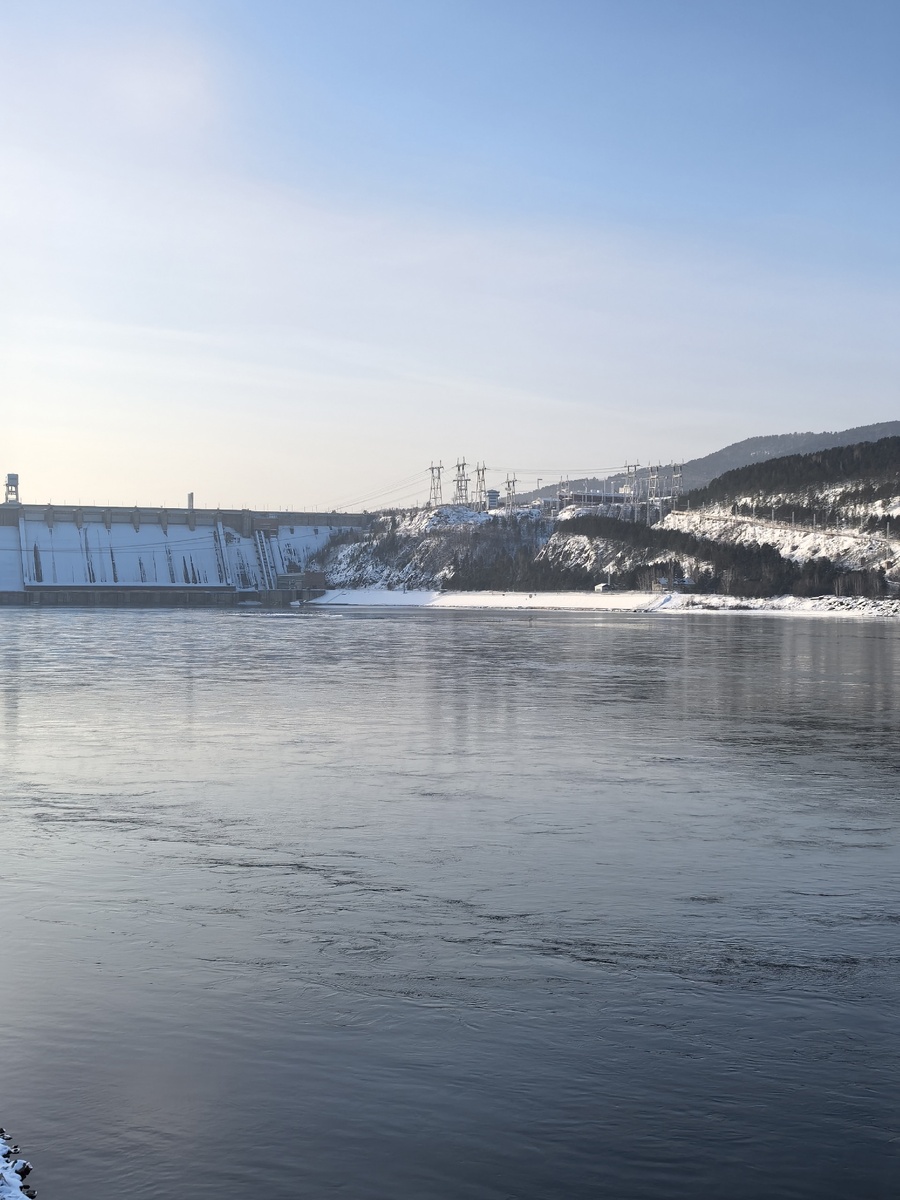 Красноярская ГЭС. Фото автора