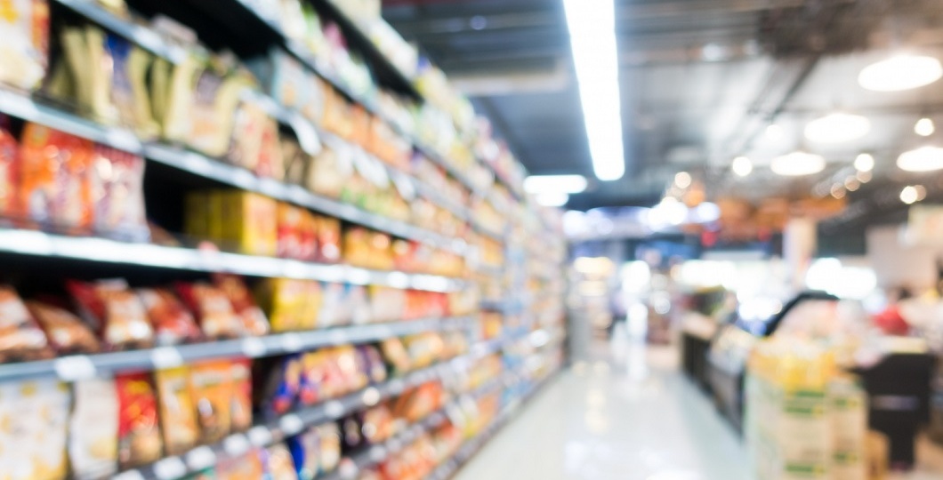 Ребёнка не пустили в туалет в супермаркете: законно ли это?