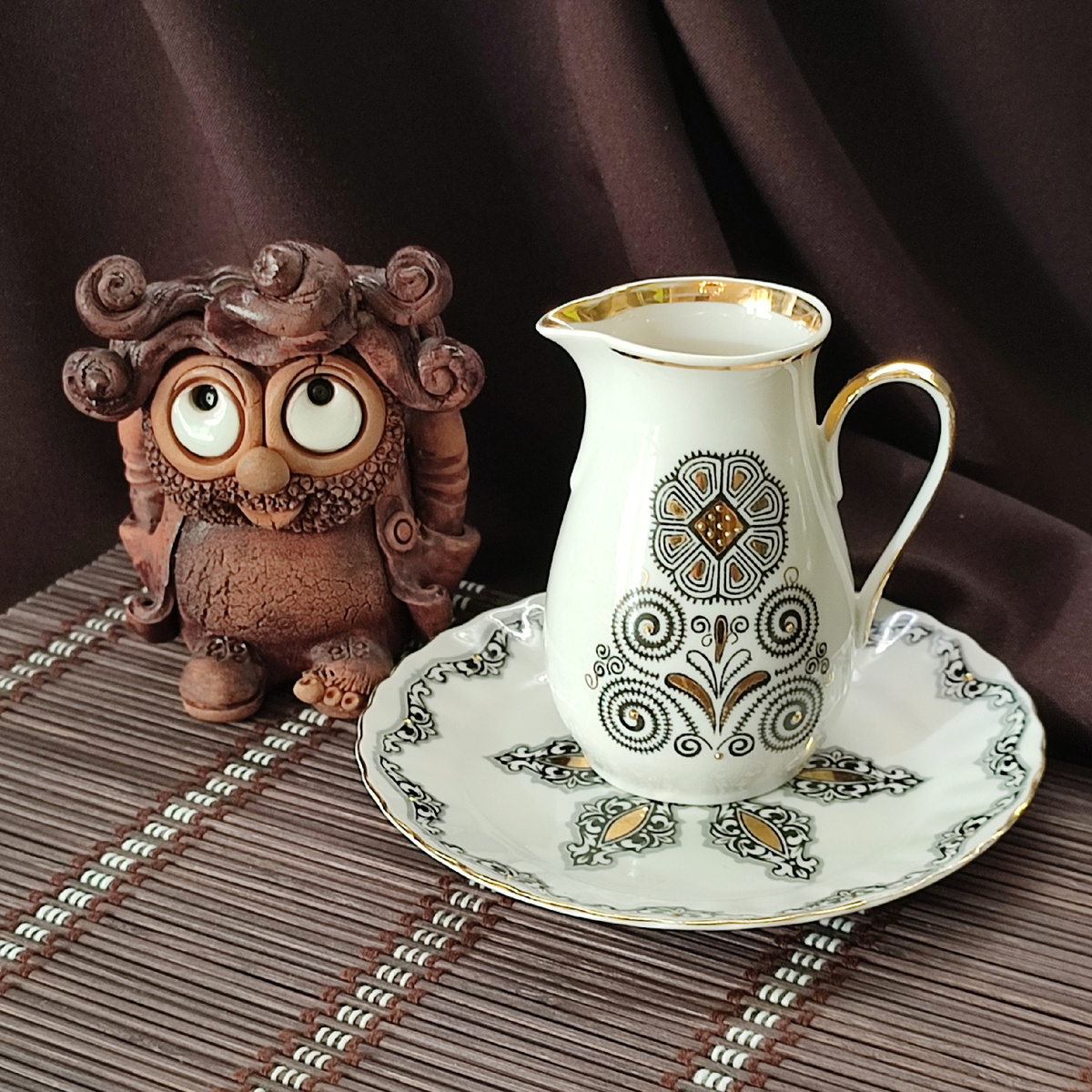 Сливочник Марианна, черно-золотой узор, Рига, 1972-97, цена 300 руб