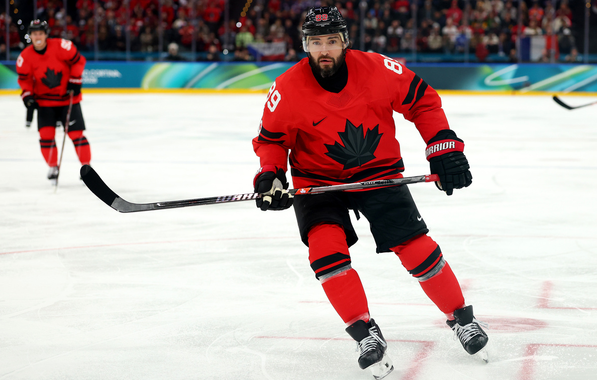    Защитник "Лос-Анджелеса" и сборной Канады Дрю Даути  Gregory Shamus/Getty Images