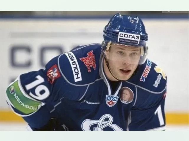 На тверской лед выйдет звездный состав хоккеистов