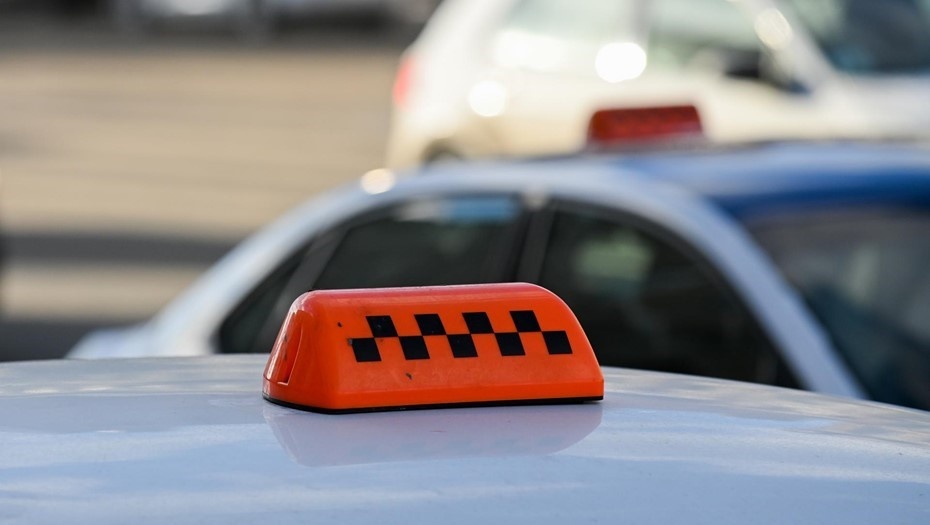    "Яндекс" запустит новый сервис такси для молодёжи в марте Автор фото: Ермохин Сергей