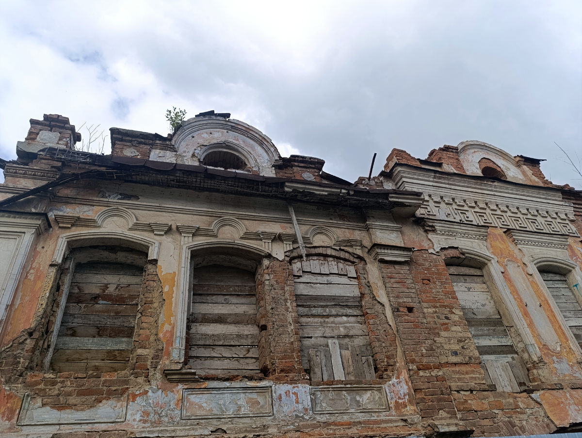 Слишком хорош, чтобы быть заброшкой